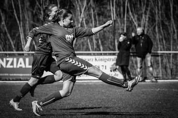 Bild 3027 - B-Juniorinnen VfL Oldesloe - Krummesser SV _ Ergebnis: 4:0